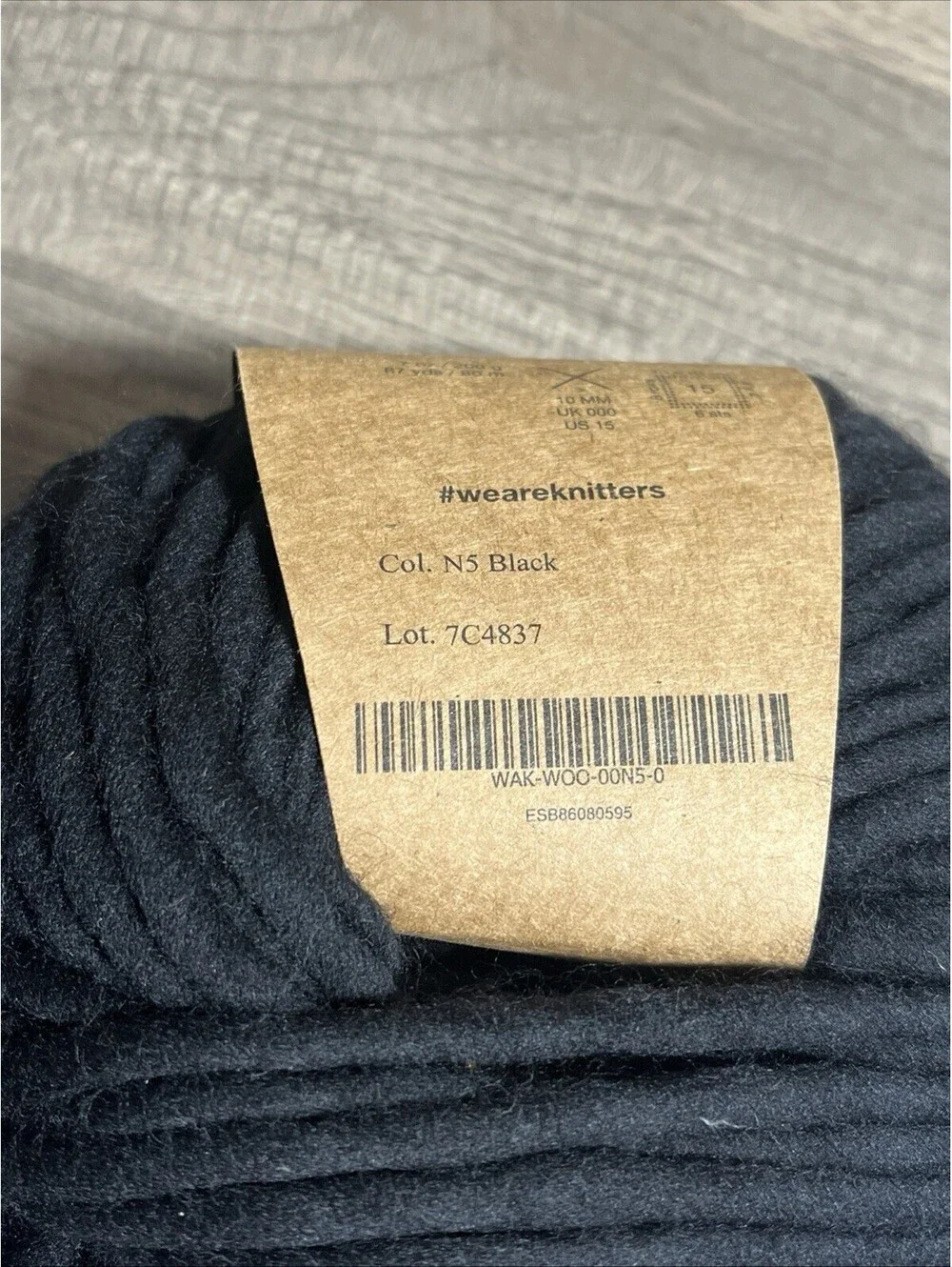 We Are Knitters The Wool Black 7oz 200g 100% wool Super Bulky Knit Crochet